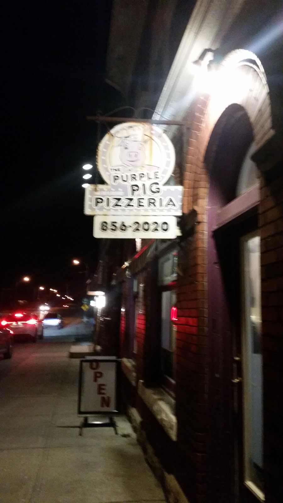 Pepes Purple Pig Pizzeria | 142 Main St N, Rockwood, ON N0B 2K0, Canada | Phone: (519) 856-2020