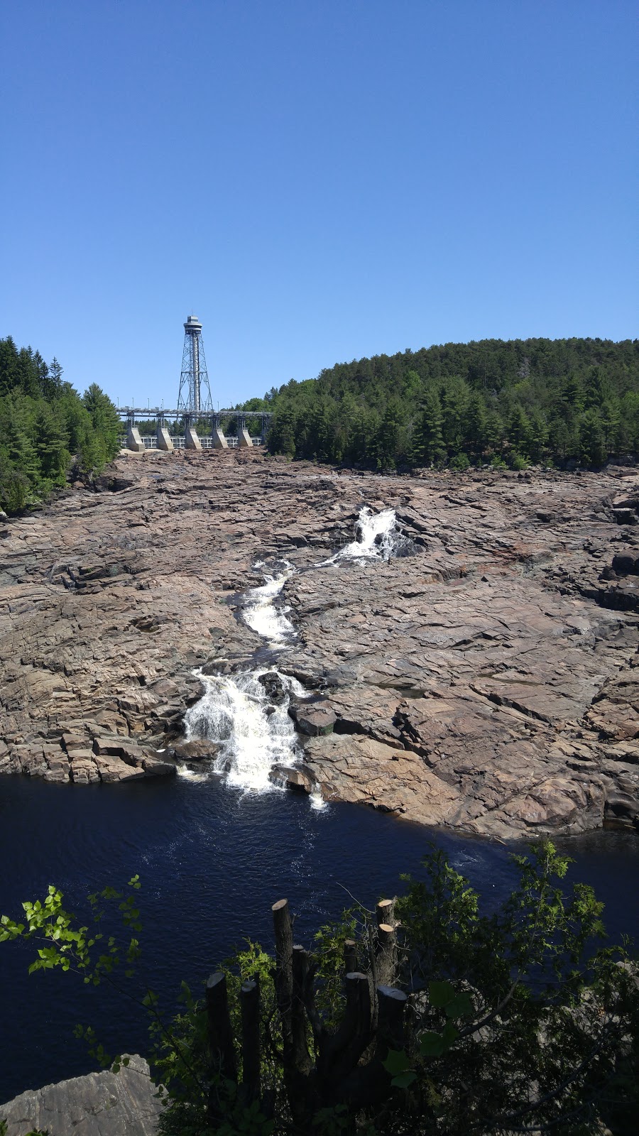 Parc de lÎle Melville, secteur sud | Shawinigan, QC G9P, Canada | Phone: (819) 536-0222