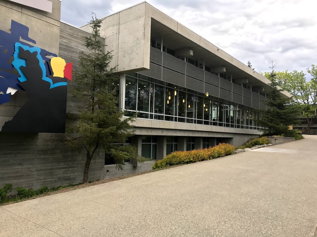 The Simon Hotel | 8888 University Dr, Burnaby, BC V5A 1S6, Canada | Phone: (778) 782-4503