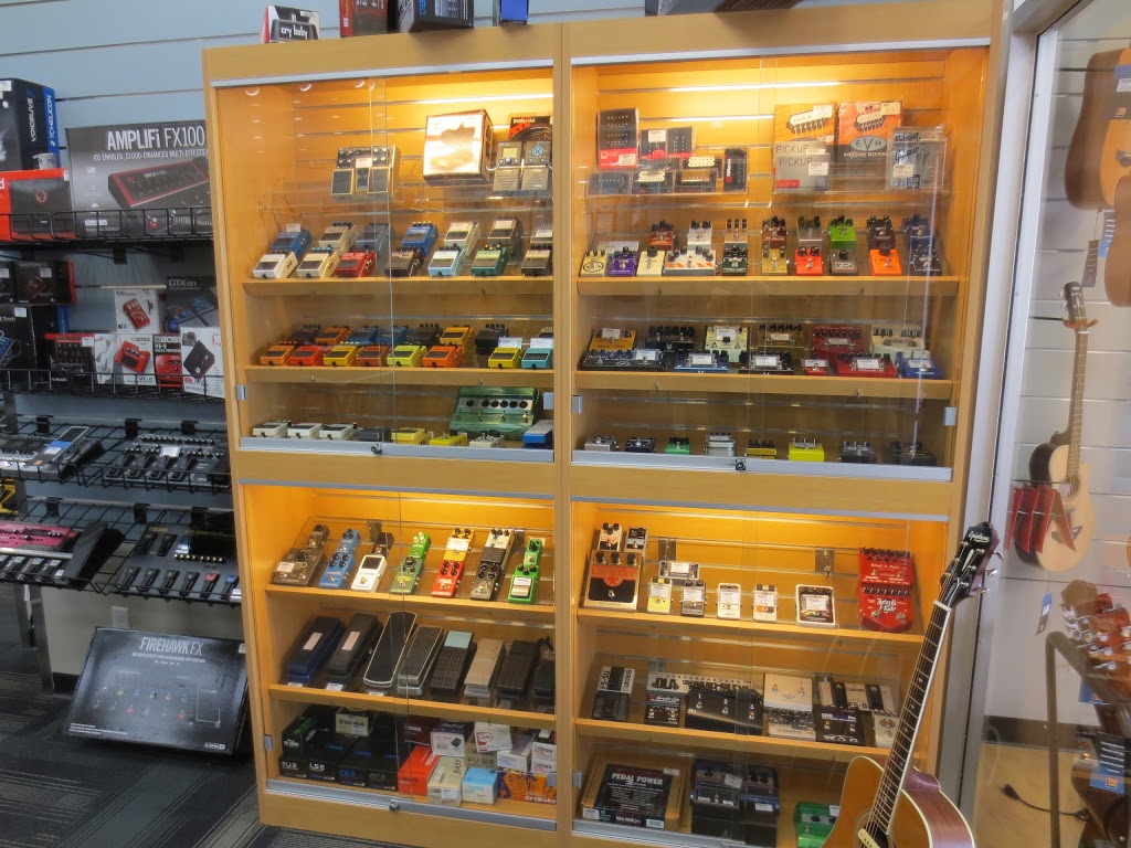 Instruments de musique Long & McQuade | 6125 Rue Corbeil, Trois-Rivières, QC G8Z 4S6, Canada | Phone: (819) 691-0071