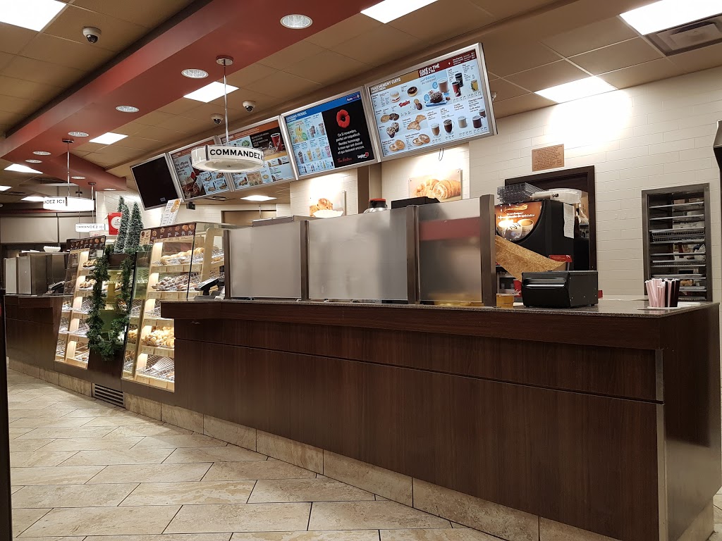 Tim Hortons | 2323 Boulevard Marcel-Laurin, Saint-Laurent, QC H4R 1K4, Canada | Phone: (514) 331-7171