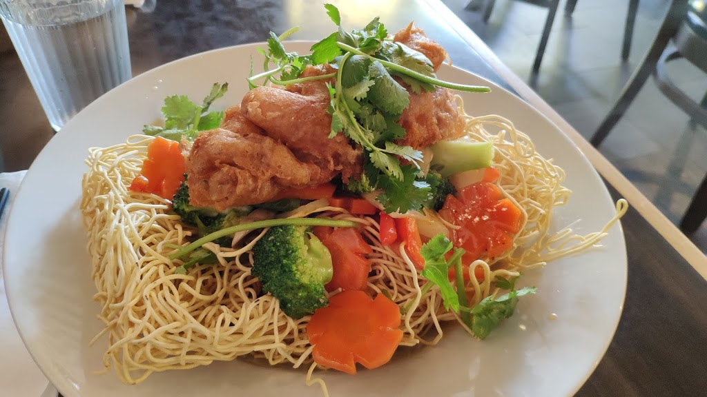 SAIGON Bistro Restaurant | 122 Atlantic Ave, Toronto, ON M6K 1X9, Canada | Phone: (647) 349-2492