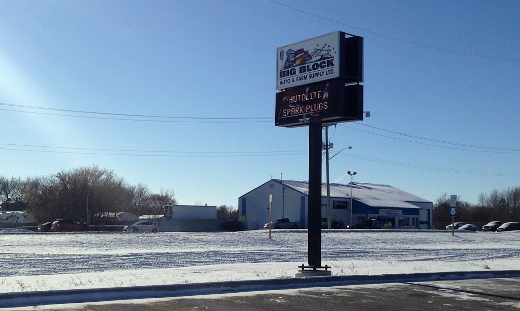Big Block Auto & Farm Ltd | 207 2 Ave N, Stonewall, MB R0C 2Z0, Canada | Phone: (204) 467-8384