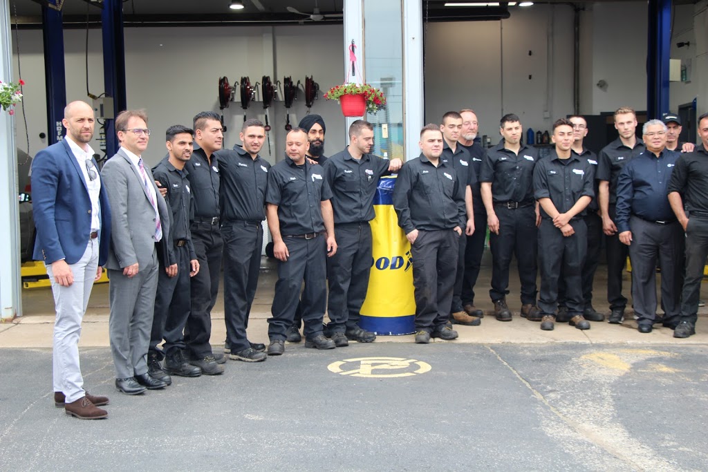 Total Quartz - Can Auto Care | 15 University Ave, Waterloo, ON N2J 4K7, Canada | Phone: (519) 746-9050