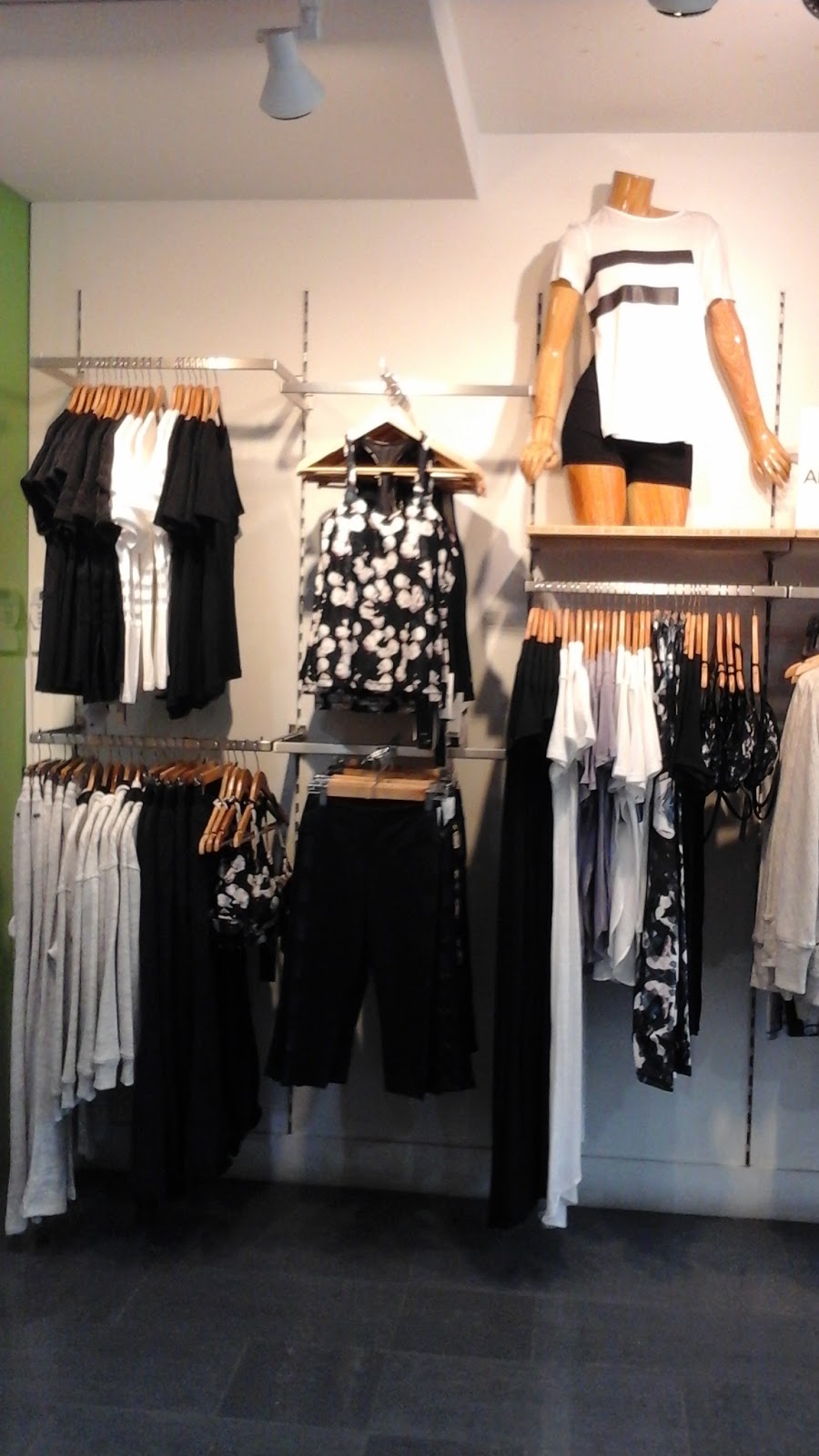 Titika Active Couture | 357 Queen St W, Toronto, ON M5V 2A4, Canada | Phone: (416) 977-6686