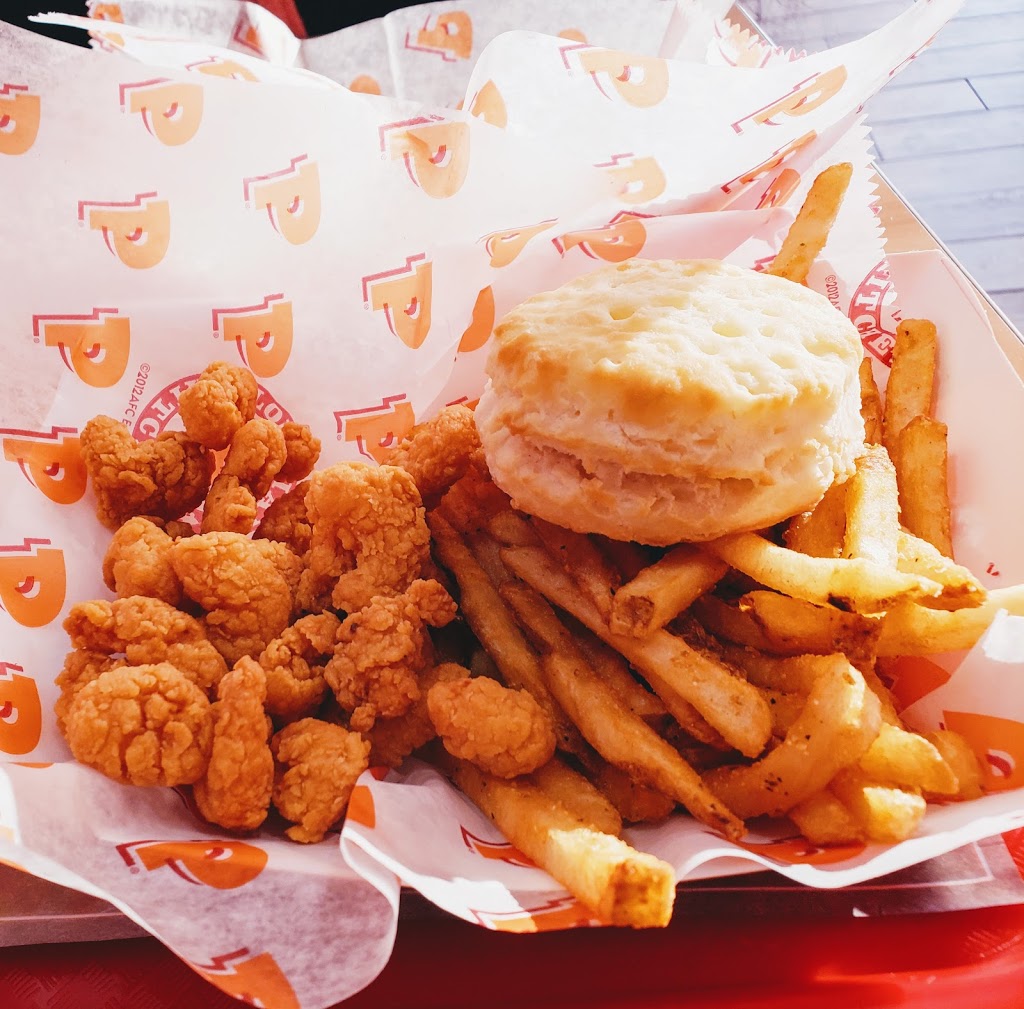 Popeyes | 2355 Keele St, North York, ON M6M 4A2, Canada | Phone: (416) 241-3500