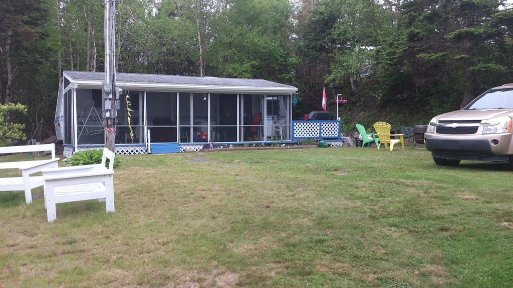 Wayside Camping Park | 10295 Peggys Cove Rd, Glen Margaret, NS B3Z 3H1, Canada | Phone: (902) 823-2547