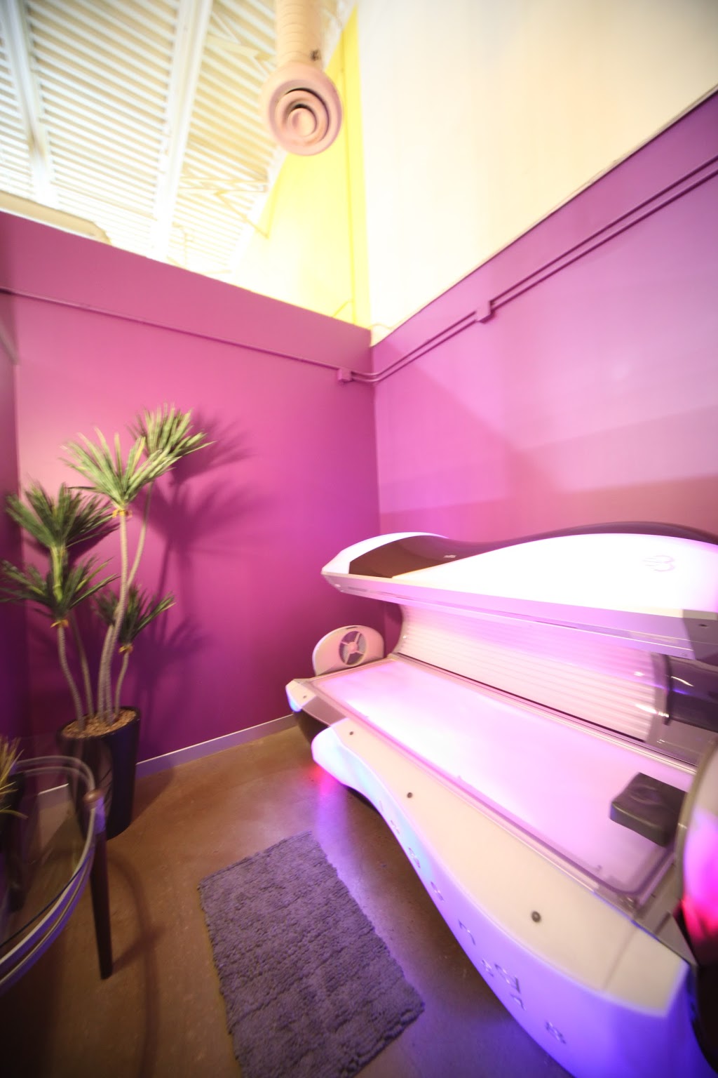 Planet Beach Spray & Spa | 13543 St Albert Trail NW, Edmonton, AB T5L 5E7, Canada | Phone: (780) 732-1200