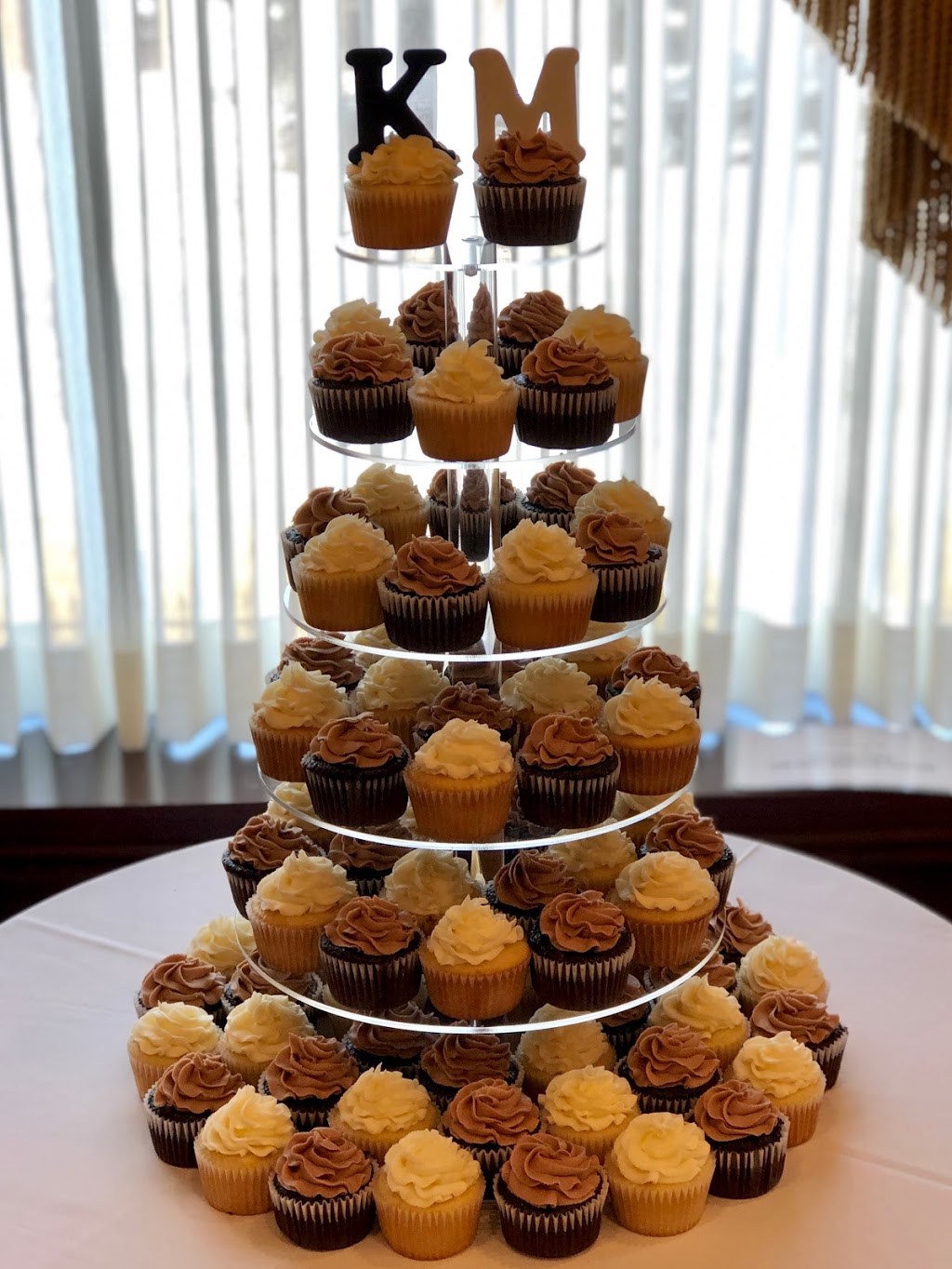 Yates Custom Cakes | 85 Hemlock Way, Grimsby, ON L3M 5M6, Canada | Phone: (289) 925-3786