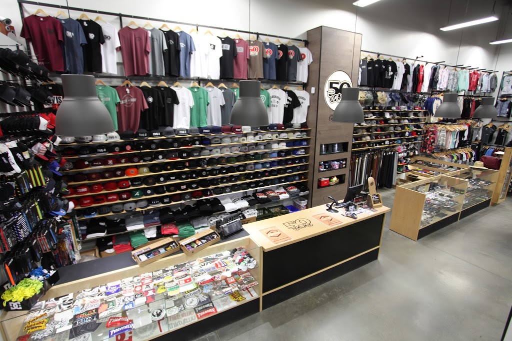 5-0 Boardshop | 1208 Rue de la Concorde, Lévis, QC G6W 0M7, Canada | Phone: (418) 834-4555