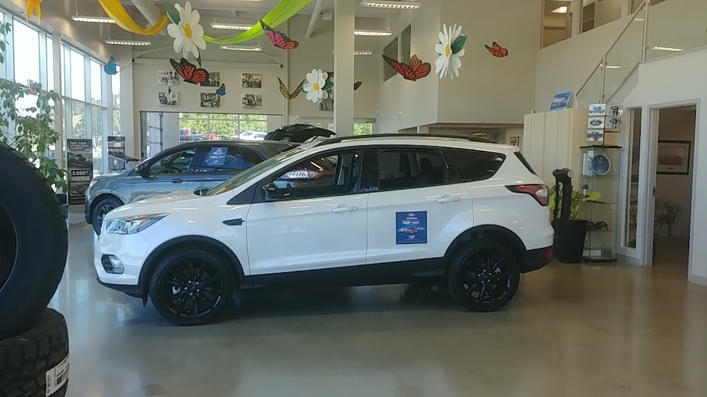 ALLIANCE FORD TREMBLANT | 1235 QC-117, Mont-Tremblant, QC J8E 2X7, Canada | Phone: (819) 425-2767