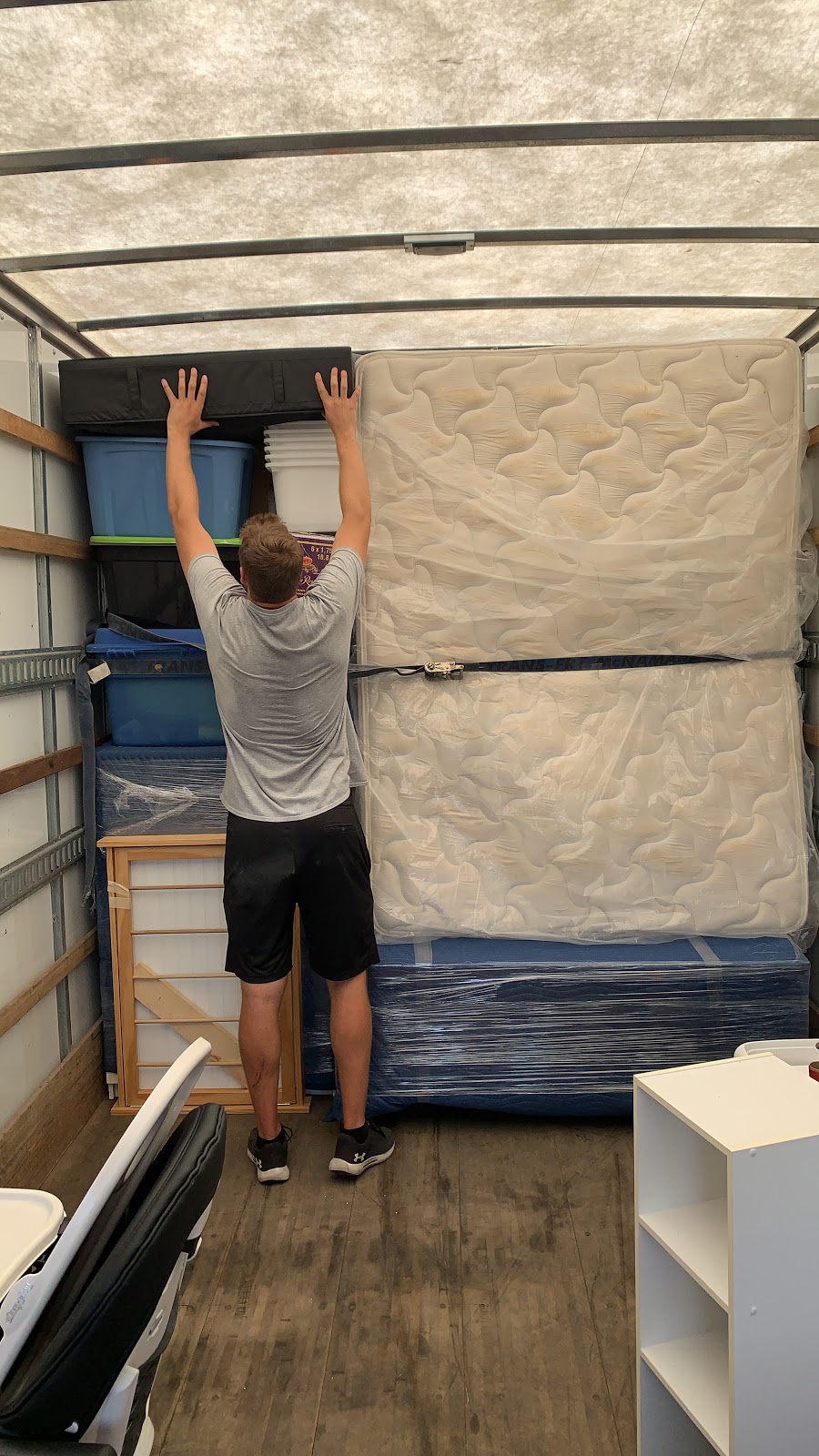 Big League Movers | 865 Parkway Dr, Cambridge, ON N3H 2W3, Canada | Phone: (519) 277-1077