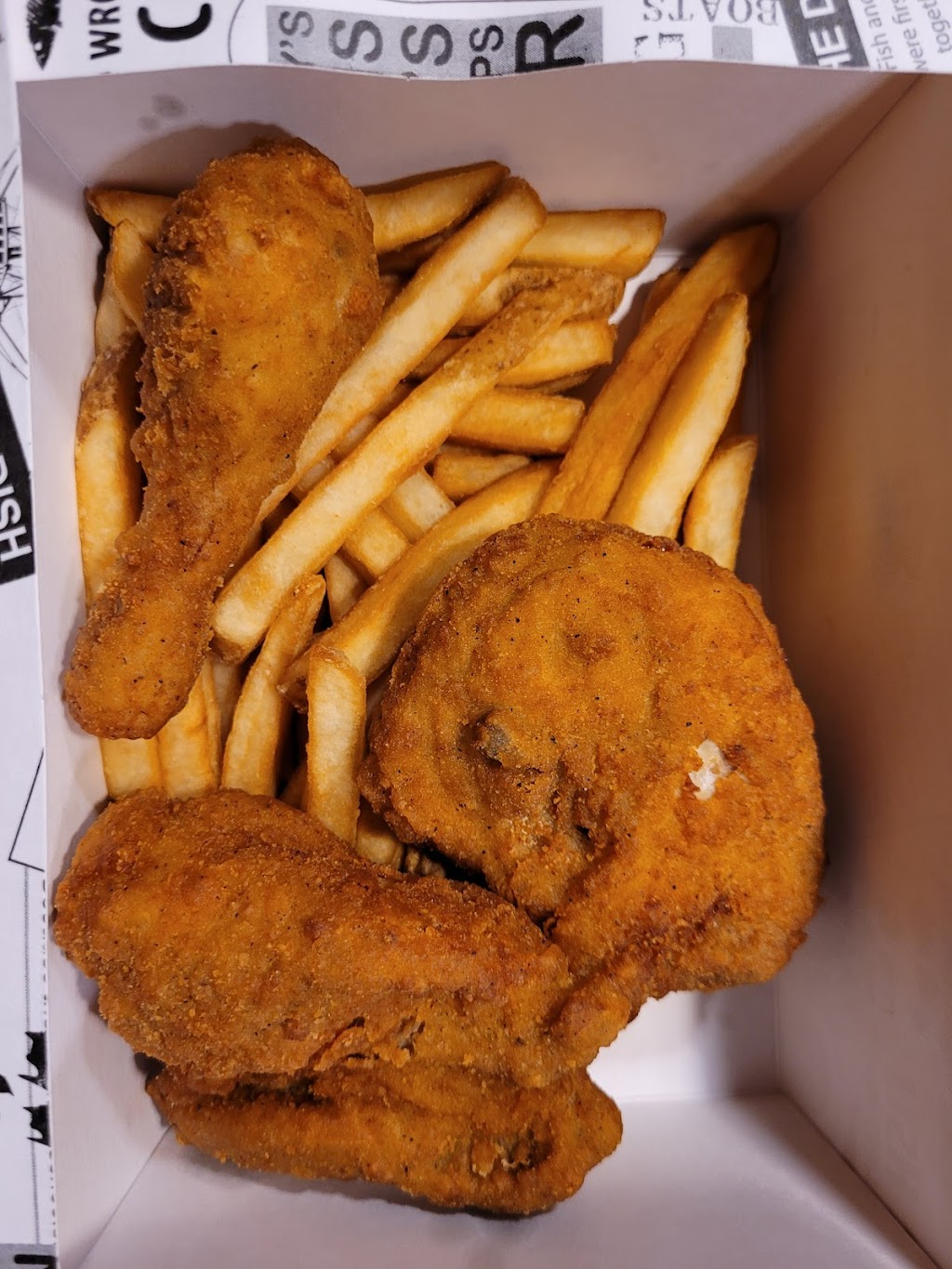 CHIC N FISH | 4125 Columbia Valley Rd Unit 5, Cultus Lake, BC V2R 4Y1, Canada | Phone: (604) 769-8888