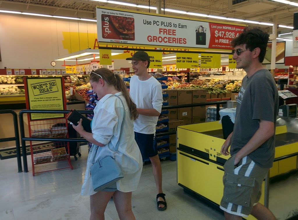 Rons No Frills | 160 Main St S, Hagersville, ON N0A 1H0, Canada | Phone: (866) 987-6453