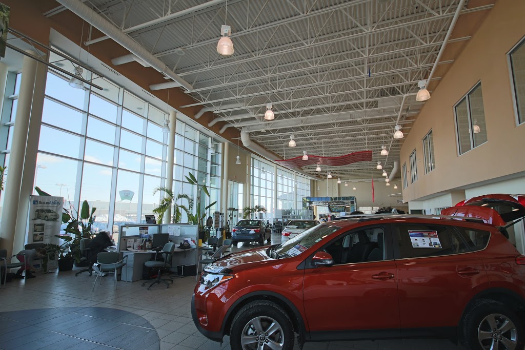 ToyotaTown | 1065 Wharncliffe Rd S, London, ON N6L 1J9, Canada | Phone: (519) 680-1800