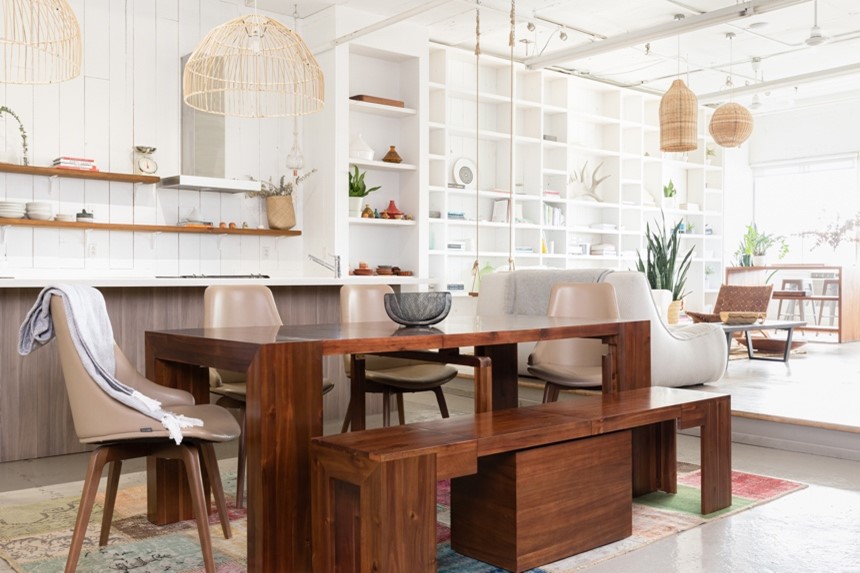 Transformer Table | 330 Rue Avro, Pointe-Claire, QC H9R 5W9, Canada | Phone: (844) 988-2253