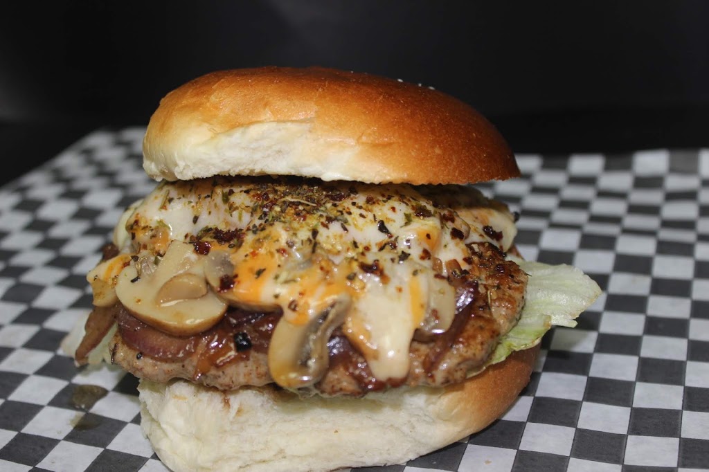 Ontario Grill | 808 Britannia Rd W, Mississauga, ON L5V 0A7, Canada | Phone: (905) 268-6868