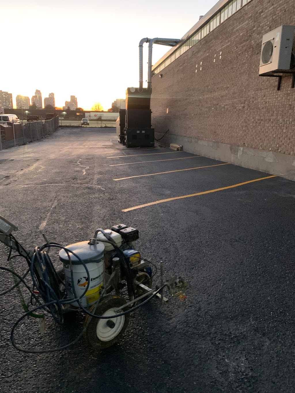Best Deal Driveway Sealing | 227 Bellamy Rd N, Scarborough, ON M1J 2L7, Canada | Phone: (416) 732-3279