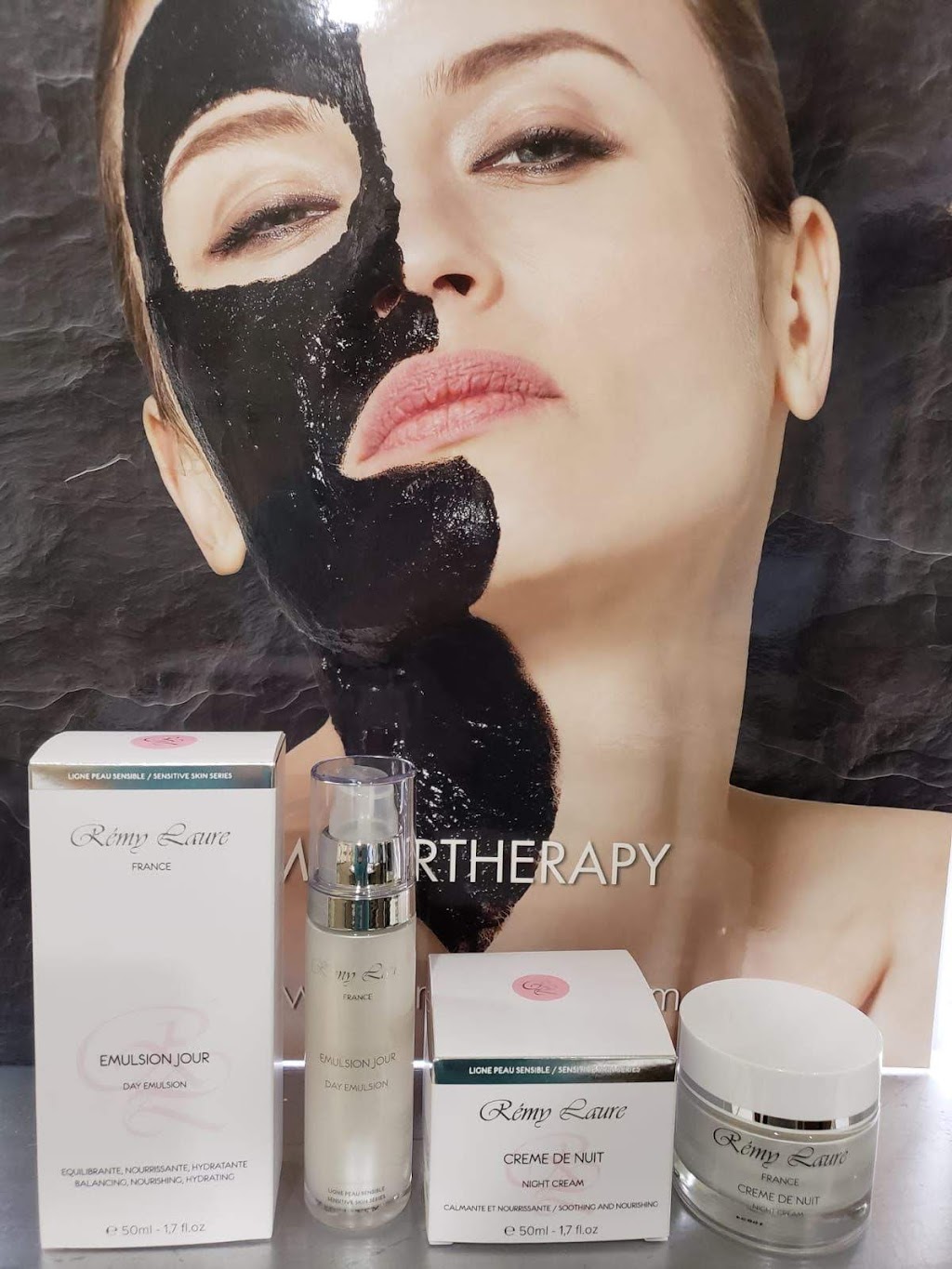 Beauty Chez Renee Inc | 1296 Bath Rd, Kingston, ON K7M 4X3, Canada | Phone: (613) 453-0732
