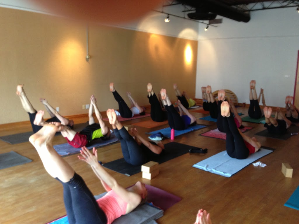 Beach Yoga Centre | 1977 Queen St E, Toronto, ON M4L 1J1, Canada | Phone: (416) 820-7167