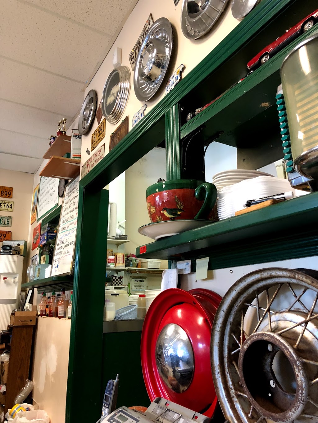 Colleens Cafe | 26730 56 Ave, Langley City, BC V4W 3X5, Canada | Phone: (604) 856-4948