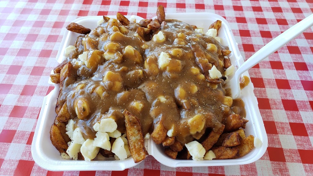 Au PTit Castor | 1066 Notre Dame St, Embrun, ON K0A 1W0, Canada | Phone: (613) 443-0865