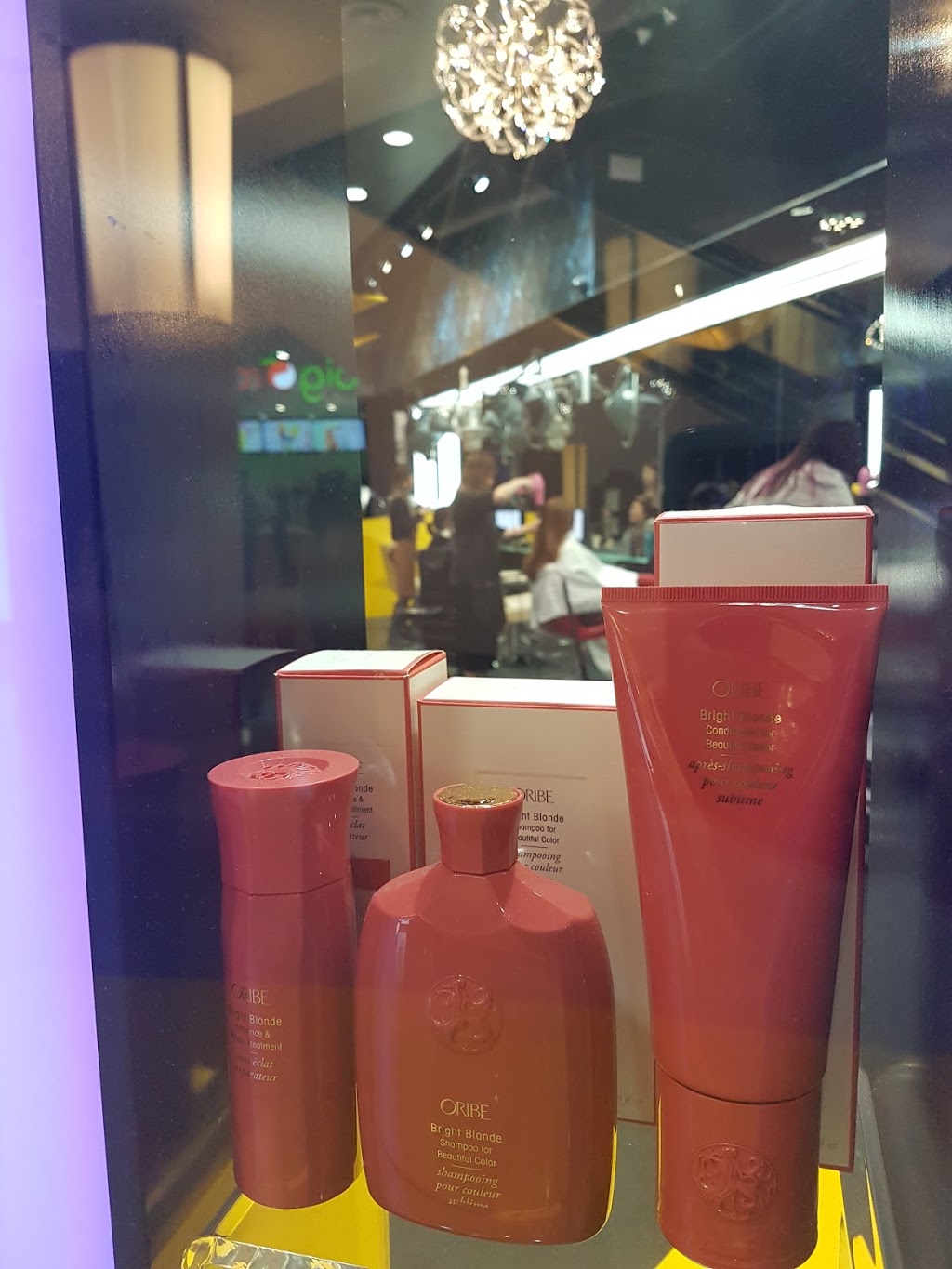 Air Plus Hair Salon | 4700 Kingsway, Burnaby, BC V5H 4M1, Canada | Phone: (604) 451-1592