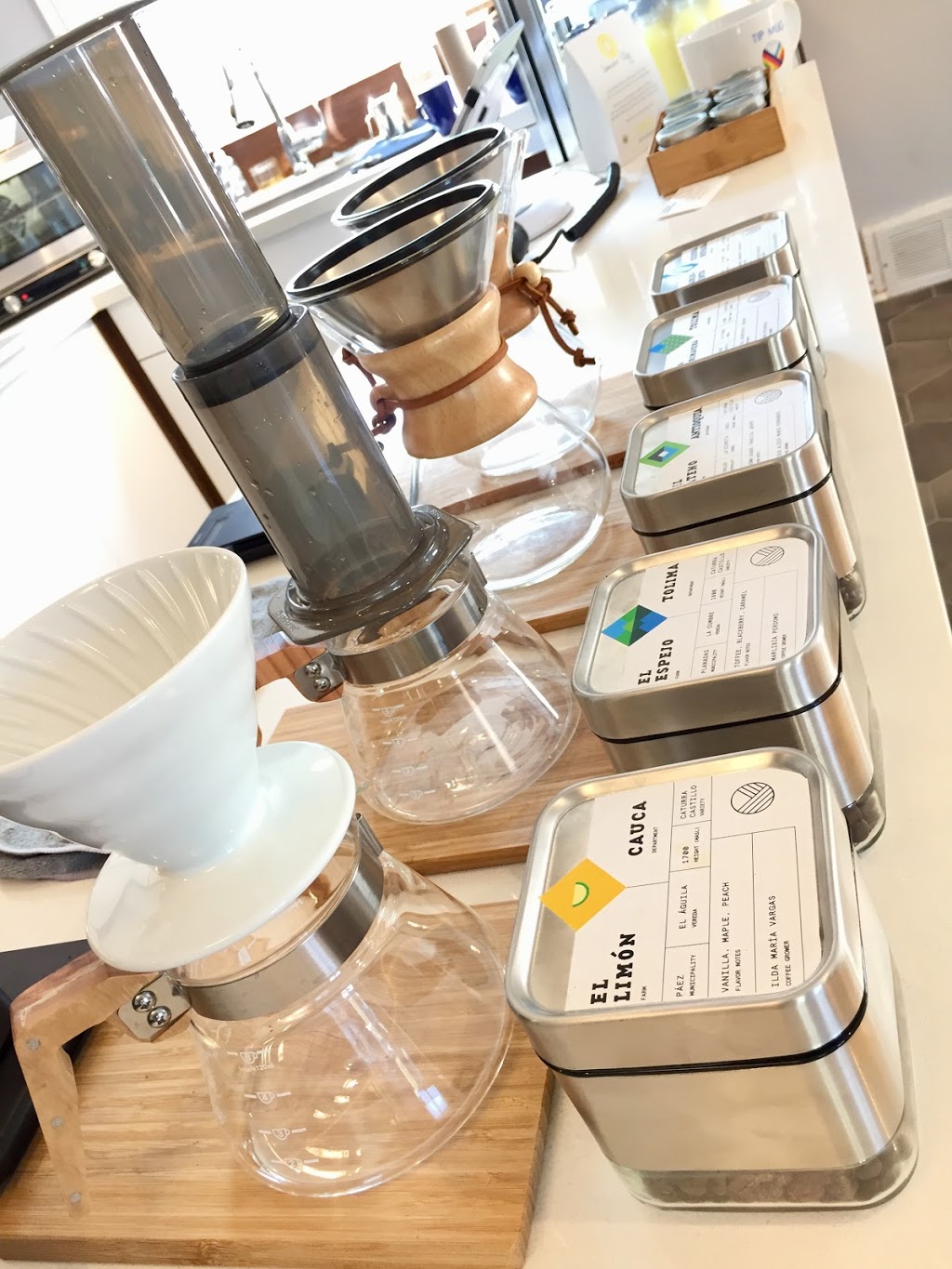 Vereda Central Coffee Roasters | 310 Kerr St, Oakville, ON L6K 3B5, Canada | Phone: (905) 842-0887