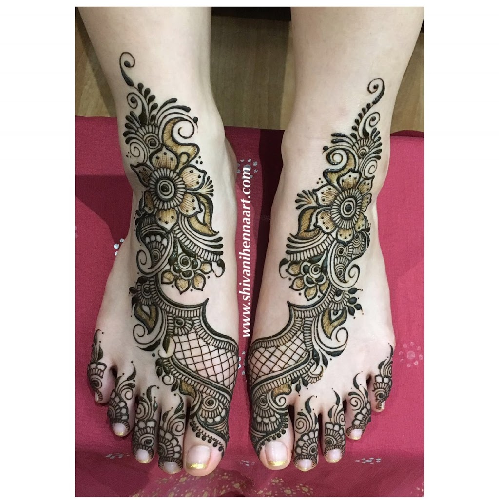 Shivani Henna Art | 898 Knotty Pine Grove, Mississauga, ON L5W 1J9, Canada | Phone: (647) 866-3402