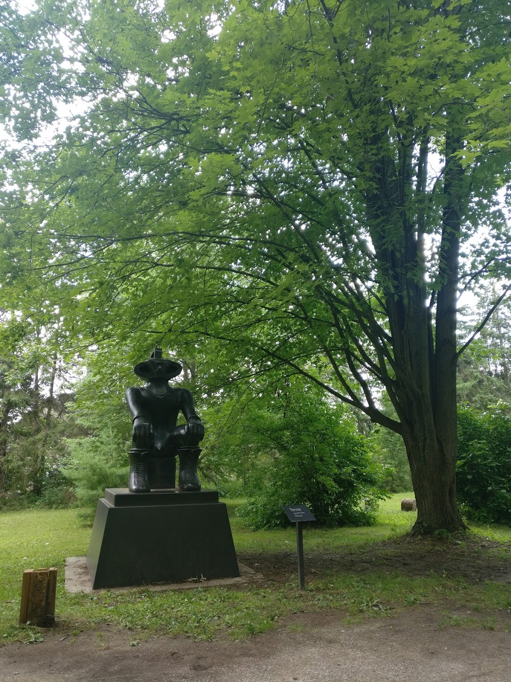 Sculpture Garden at McMichaels Canadian Collection | Vaughan, ON L4H 3N5, Canada