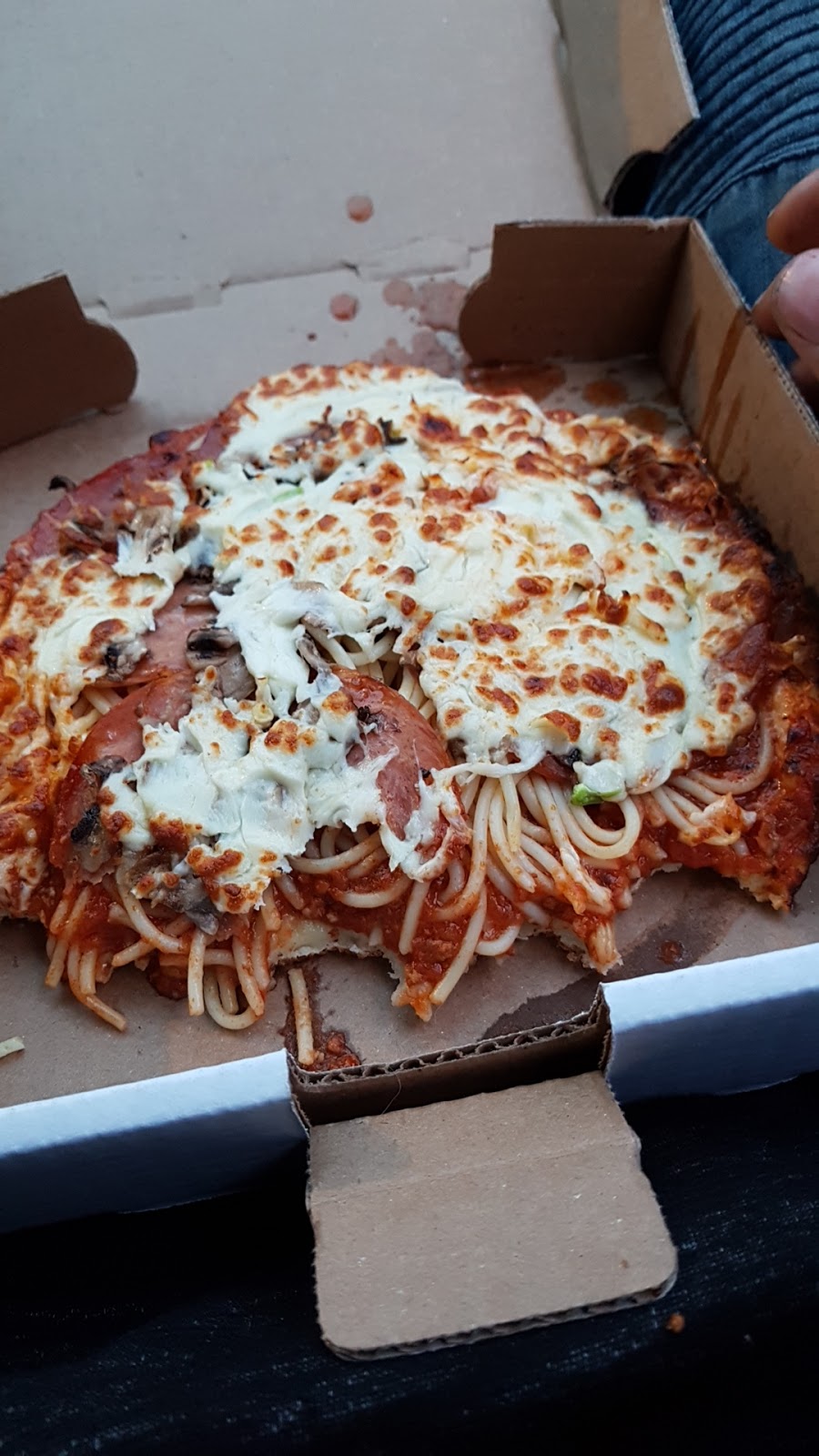 MED Pizza - Marieville | 1421 Rue du Pont, Marieville, QC J3M 1G2, Canada | Phone: (450) 460-0000