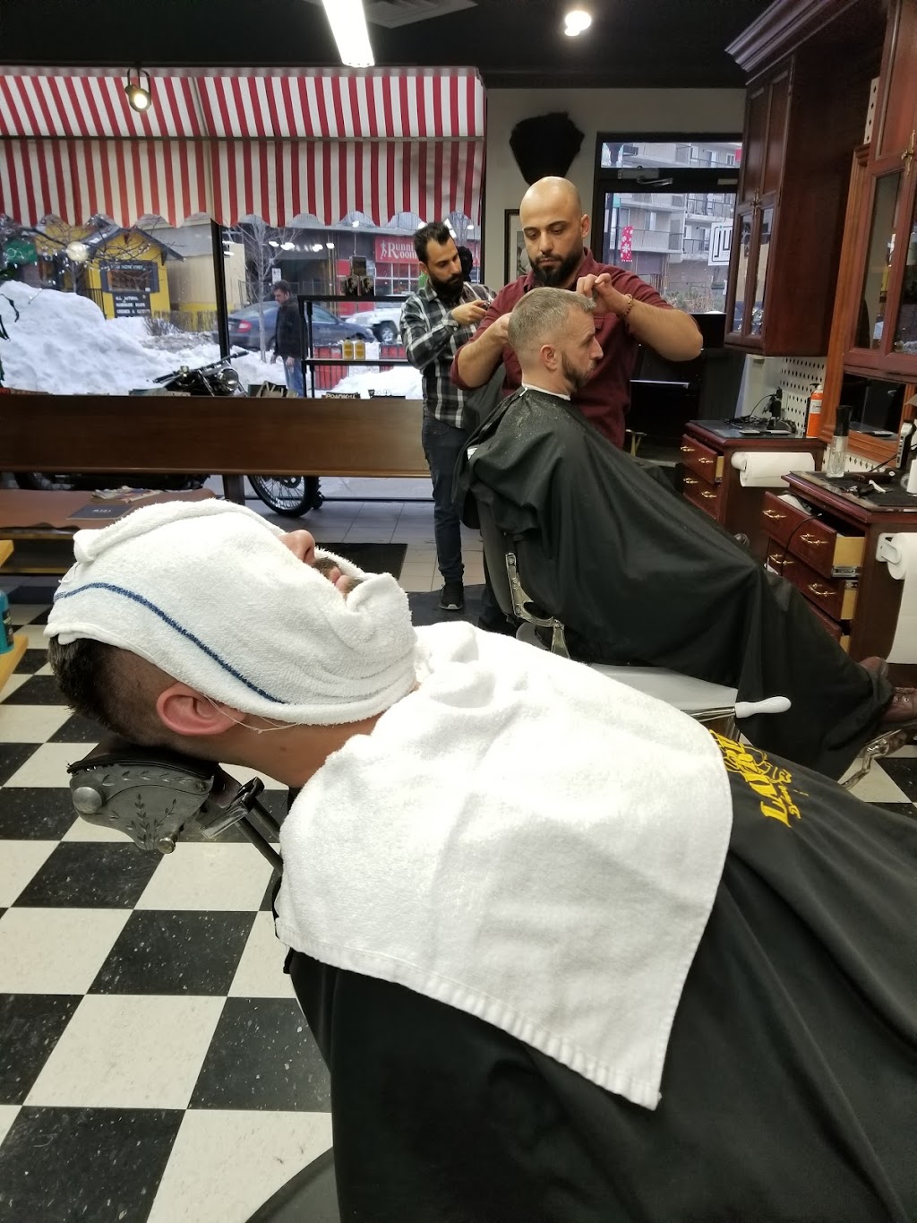 The Urban Shave | 305 10 St NW #102, Calgary, AB T2N 1V5, Canada | Phone: (403) 367-7157
