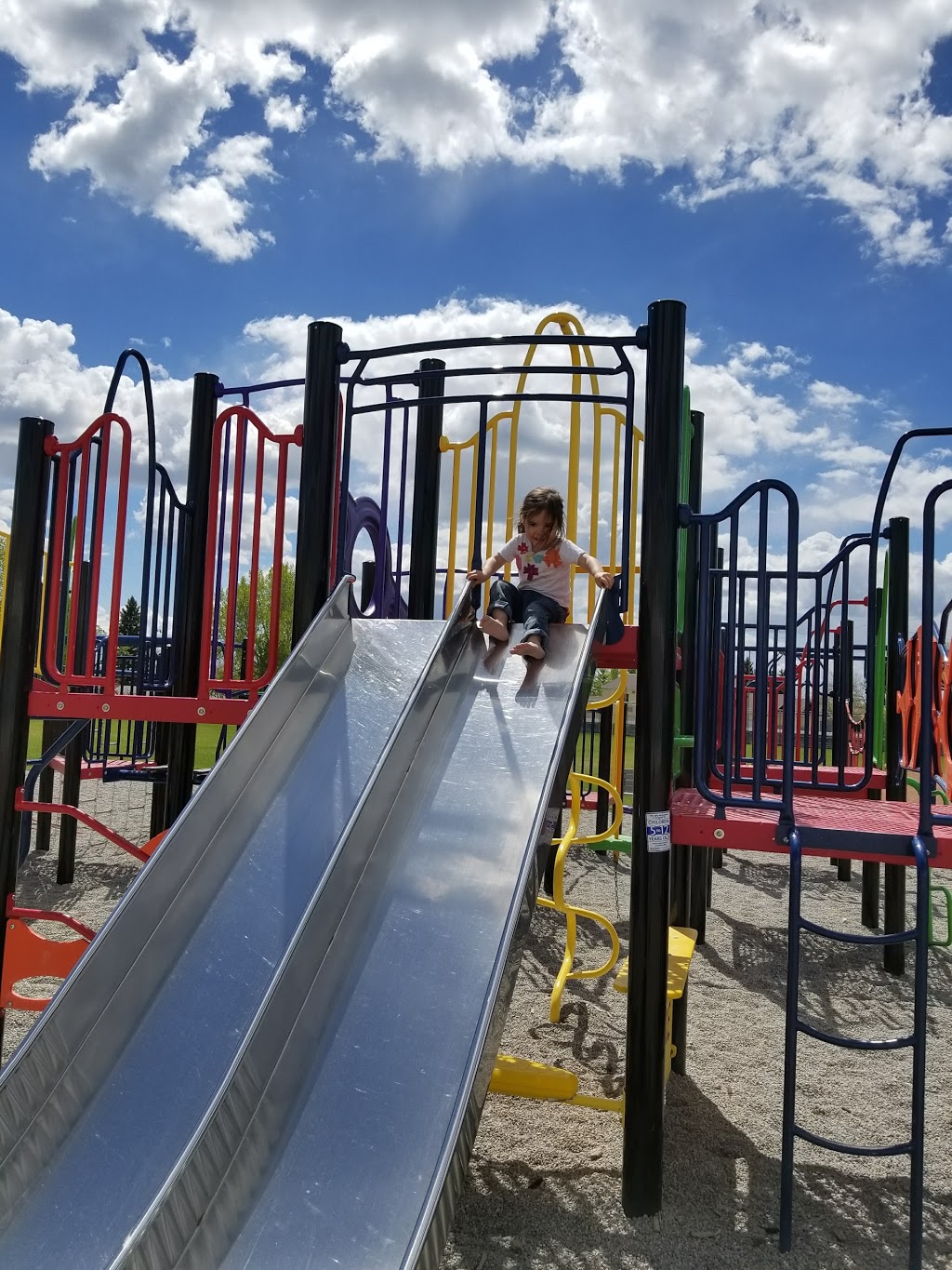 Highwood Park | Calgary, AB T2K 2G1, Canada