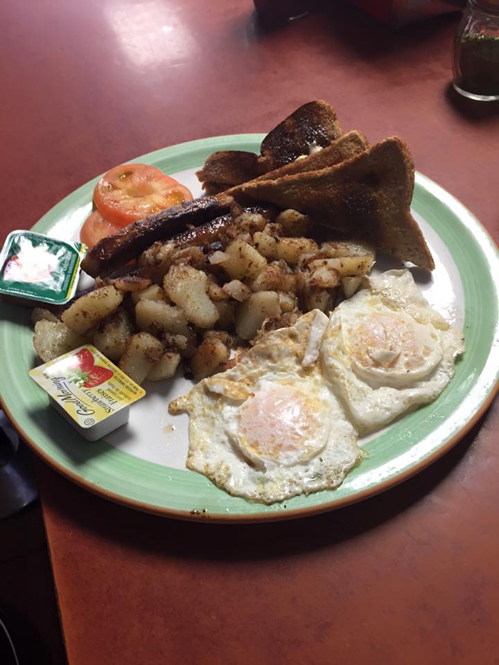 Café Central De Coaticook | 69 Rue Child, Coaticook, QC J1A 2B2, Canada | Phone: (819) 849-9076