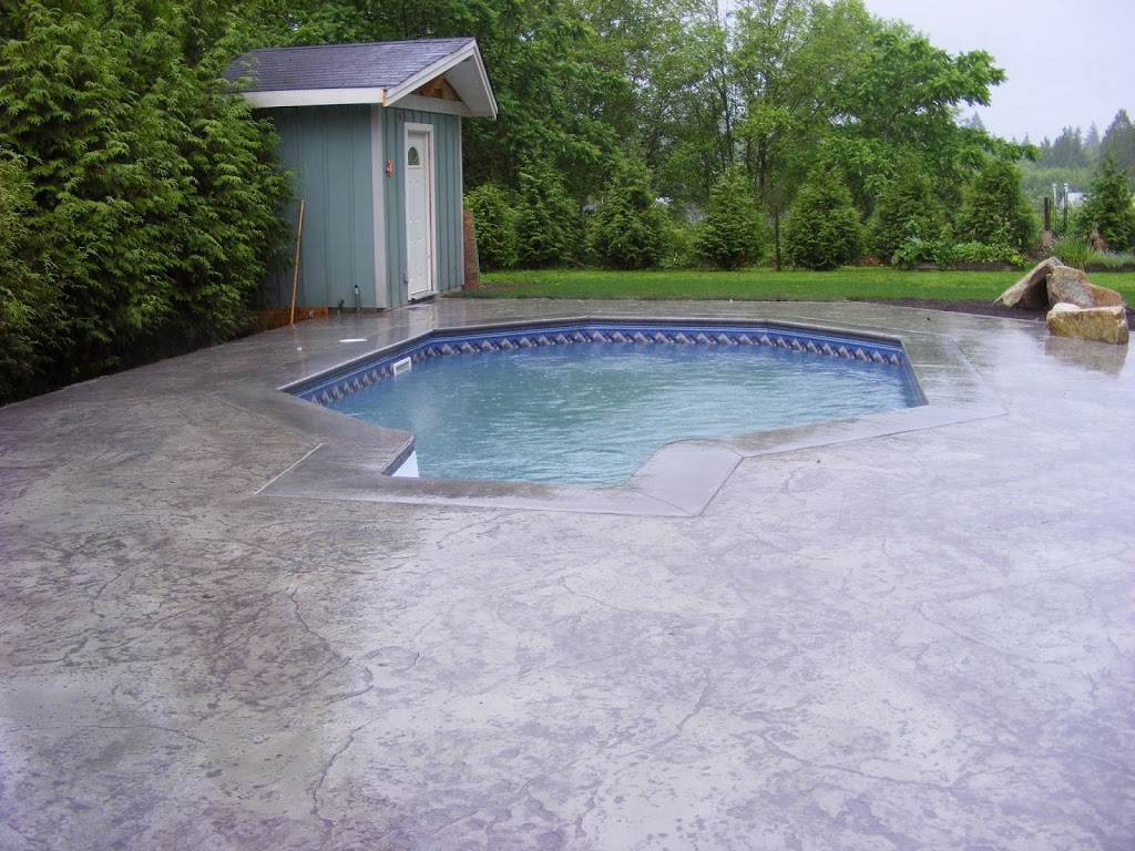 Dolphin Spas & Supplies | 12304 Garibaldi St, Maple Ridge, BC V2W 1N2, Canada | Phone: (604) 462-8852