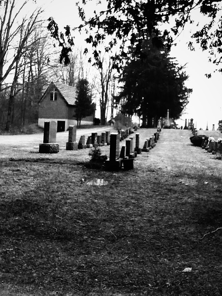 Crown Cemetery | 302-312 Brock Rd S, Guelph, ON N1H 6H9, Canada