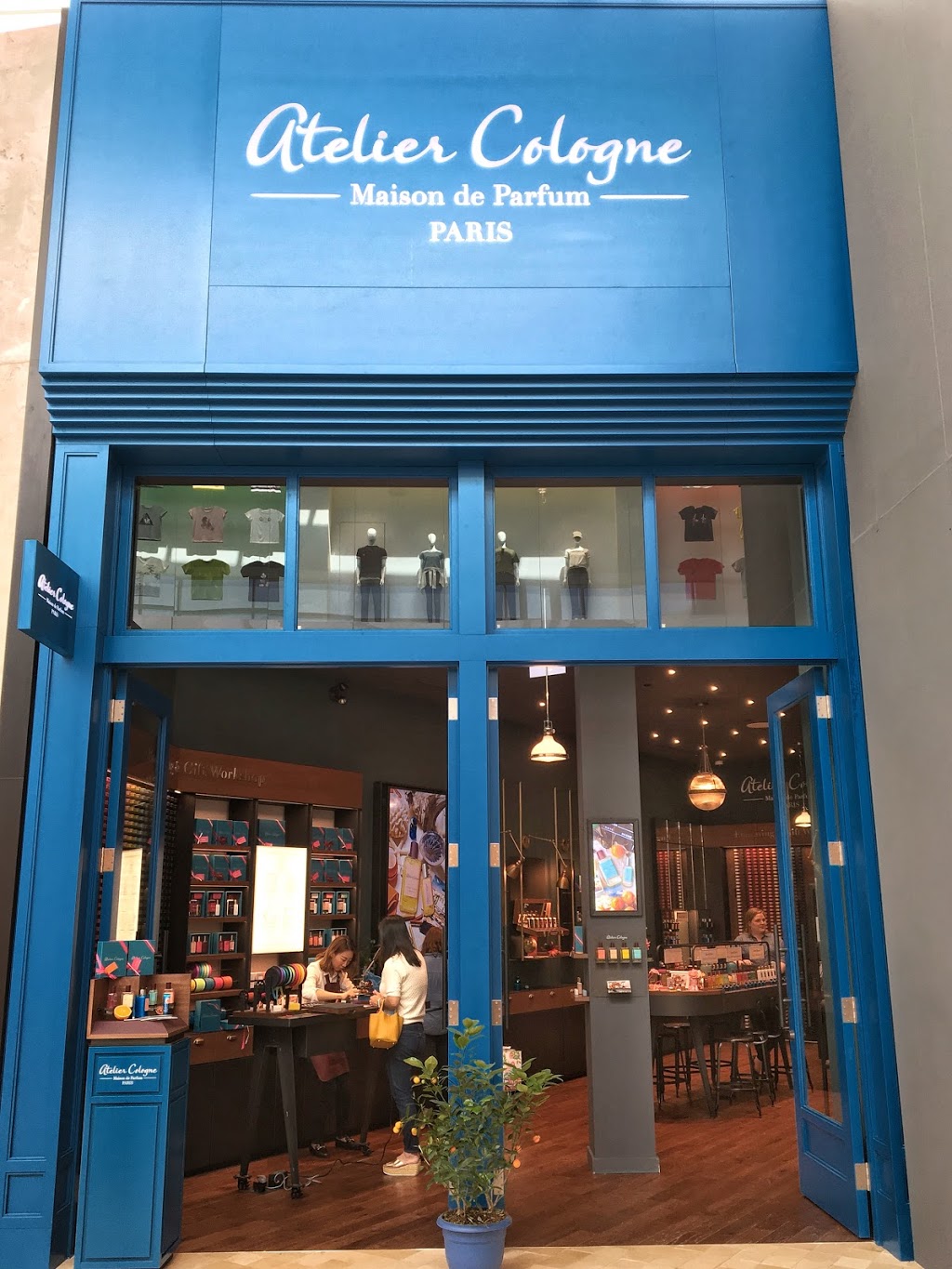 Atelier Cologne | Yorkdale Shopping Centre 3401 Dufferin Street North, 3401 dufferin street, North York, ON M6A 2T9, Canada | Phone: (416) 785-5541