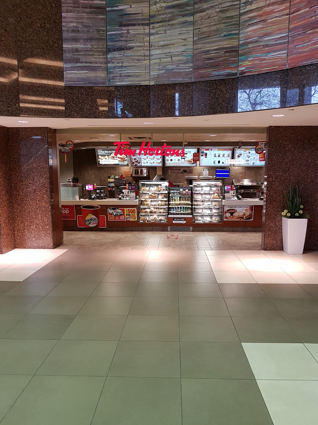 Tim Hortons | 4110 Yonge St, North York, ON M2P 2B7, Canada | Phone: (416) 913-7627