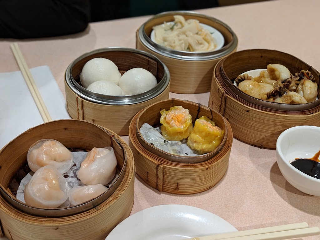 Victoria Seafood Restaurant 香江海鮮酒家 | 1086 St Marys Rd, Winnipeg, MB R2M 4K4, Canada | Phone: (204) 255-0665
