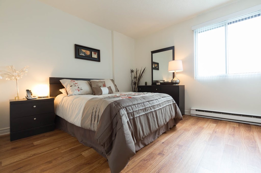 Le Clair Matin | 70 Rue Lévis, Longueuil, QC J4H 4C2, Canada | Phone: (450) 442-4221