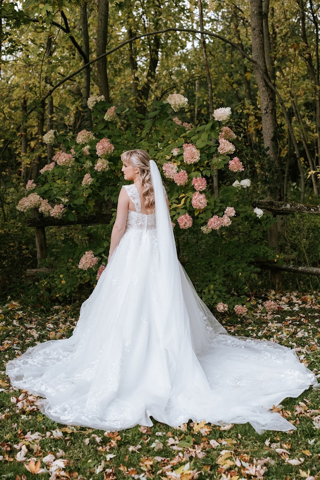 Janine | 140 Queen St, Belleville, ON K8N 1V8, Canada | Phone: (613) 966-0293