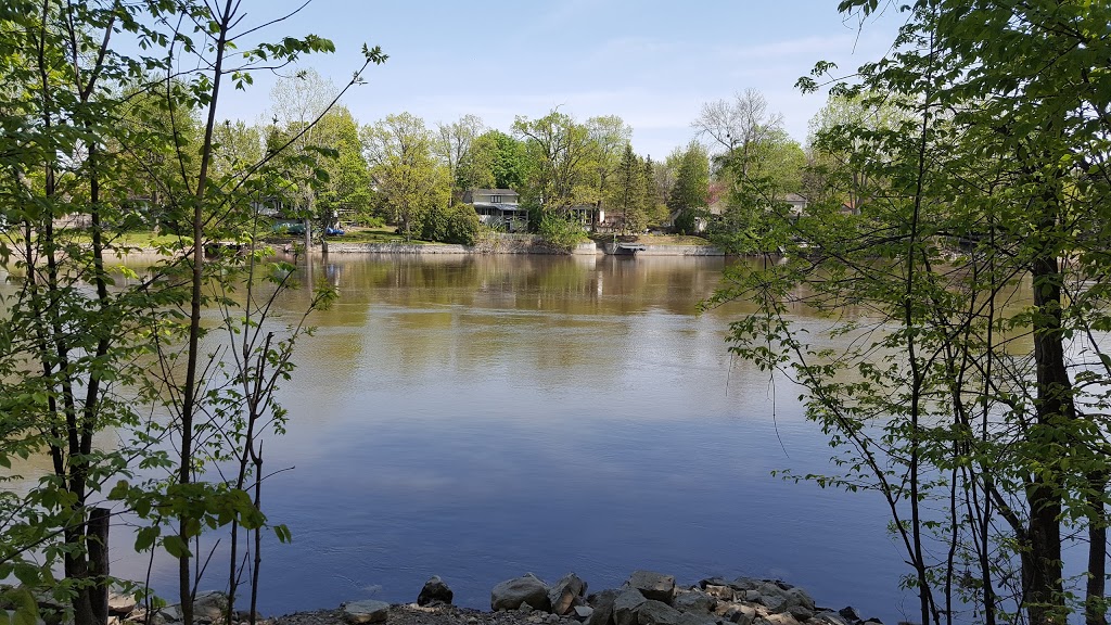 Nature Interpretation Center | 2N6, Avenue Chavigny, Boisbriand, QC J7G 2N7, Canada | Phone: (450) 435-1954