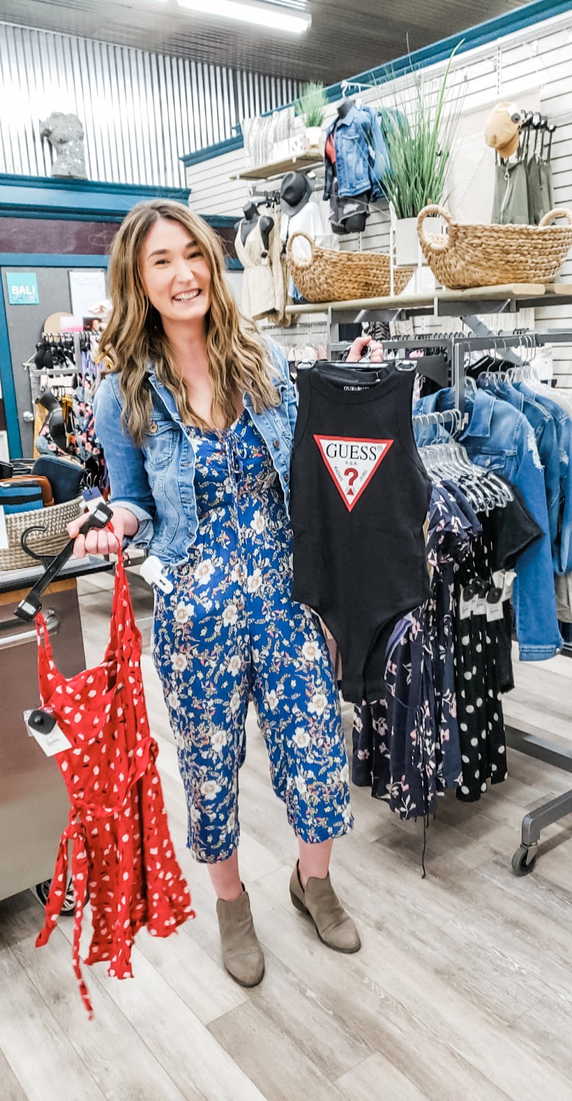 Nomads on the Lake | 4603 Lakeshore Dr, Sylvan Lake, AB T4S 1C3, Canada | Phone: (403) 887-3119