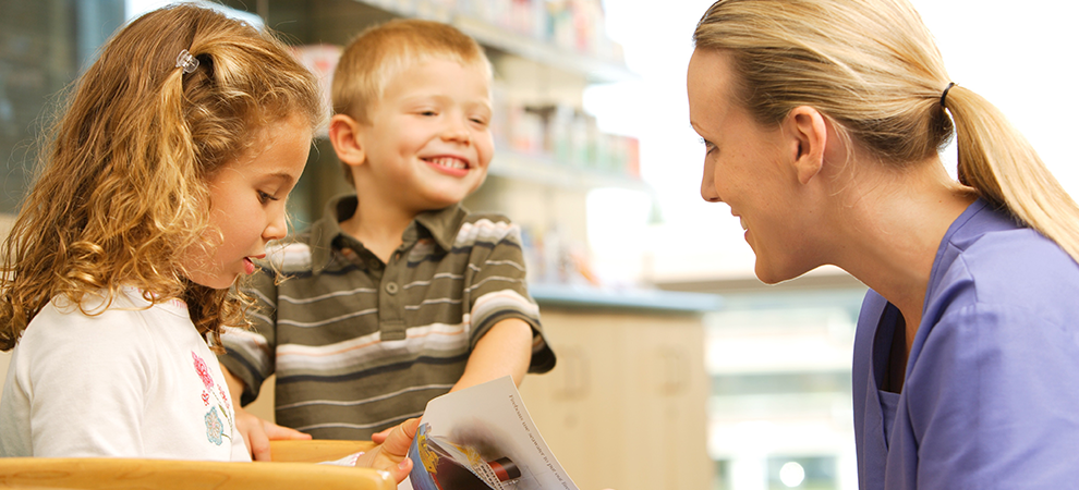 Dr. Najat Sasani - Pediatrician - Clinic | 4289 Innes Rd 2nd Floor, Orléans, ON K1E 0A8, Canada | Phone: (613) 686-1911