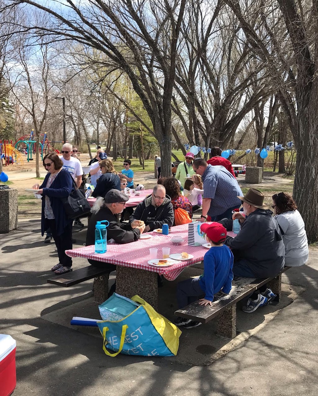 Candy Cane Park Playground | 503-547 19 Ave, Regina, SK S4N, Canada | Phone: (306) 522-3661