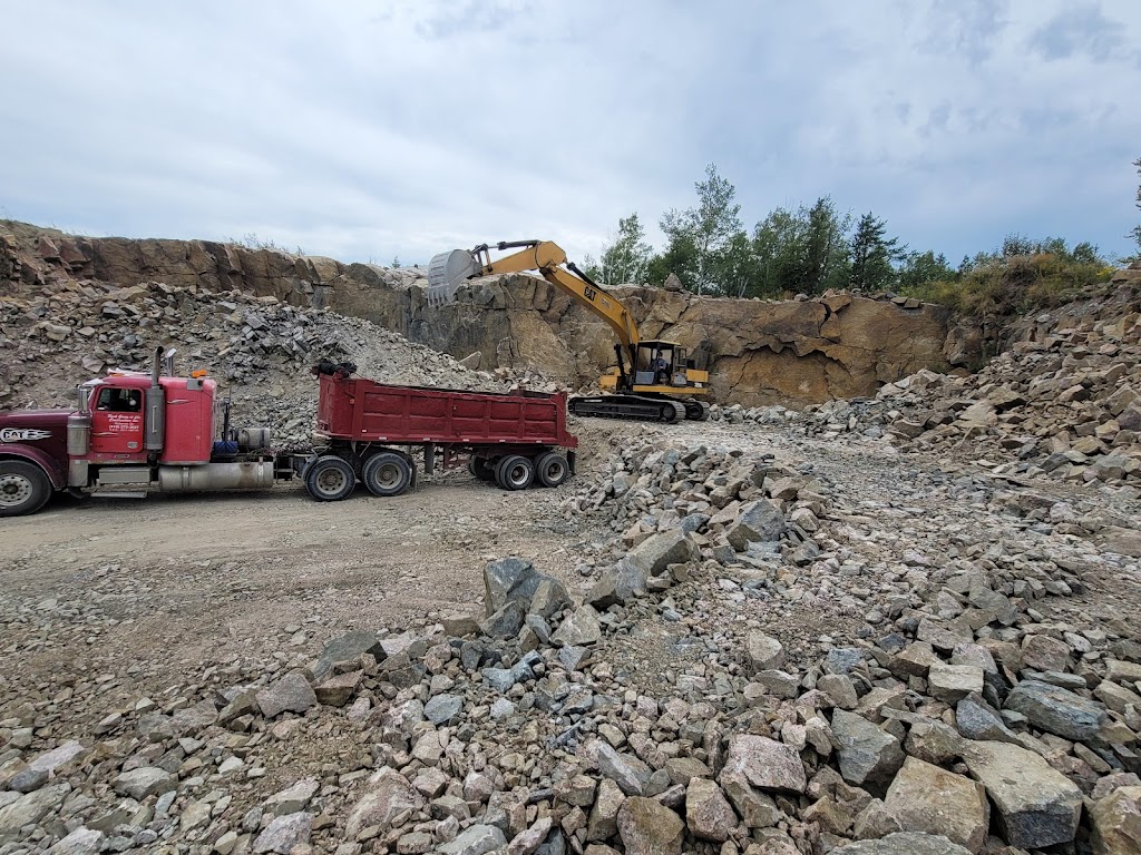 Rock Guay Contracteur | 347 rang 1, Roberval, QC G8H 2M9, Canada | Phone: (418) 275-3627