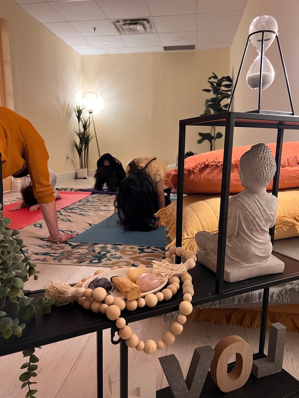 Orange Feather Well-being Haven | 38 Wellington St E, Aurora, ON L4G 1H5, Canada | Phone: (647) 835-9197