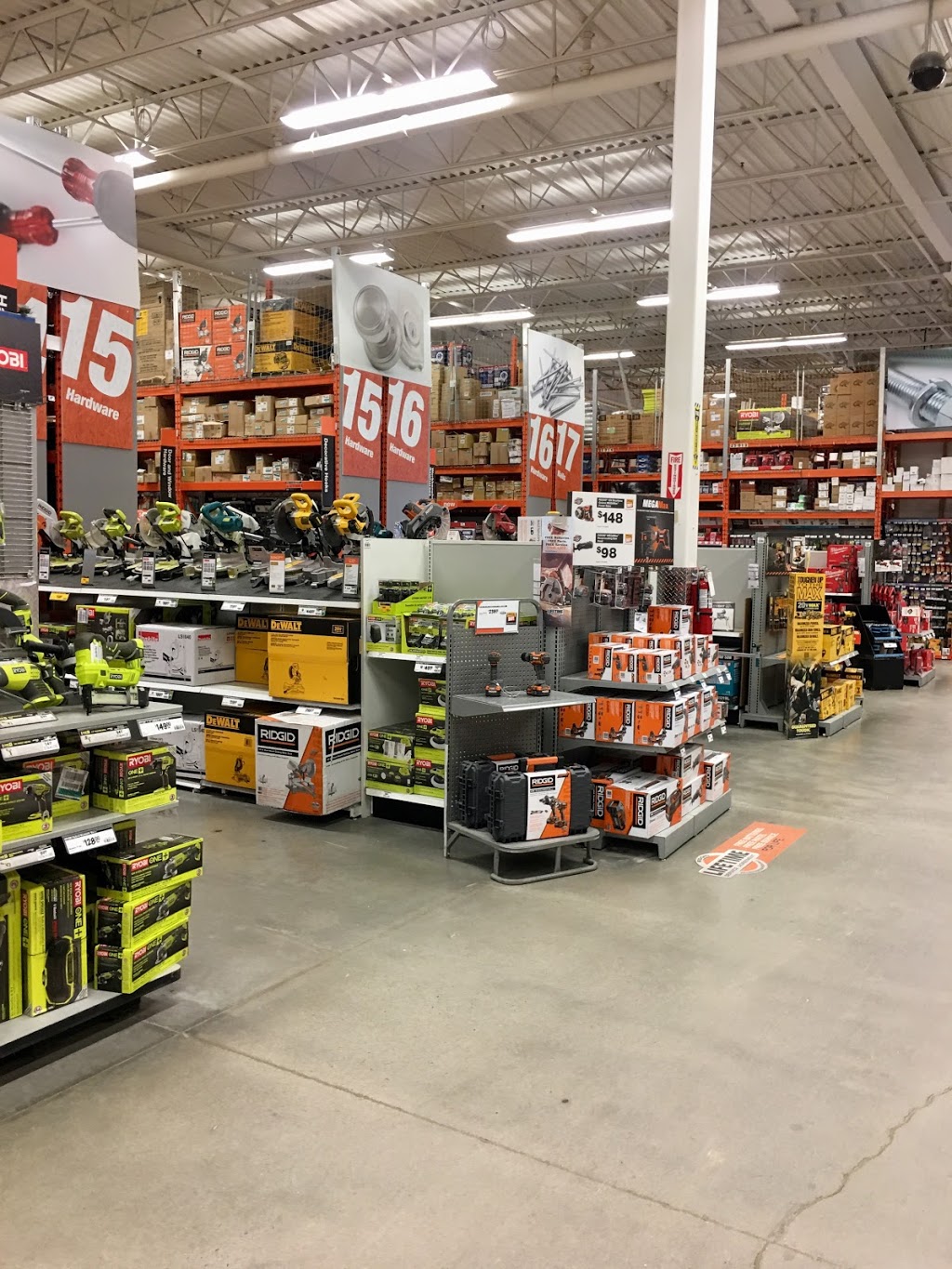 The Home Depot | 15360 Bayview Ave, Aurora, ON L4G 7G1, Canada | Phone: (905) 726-4500
