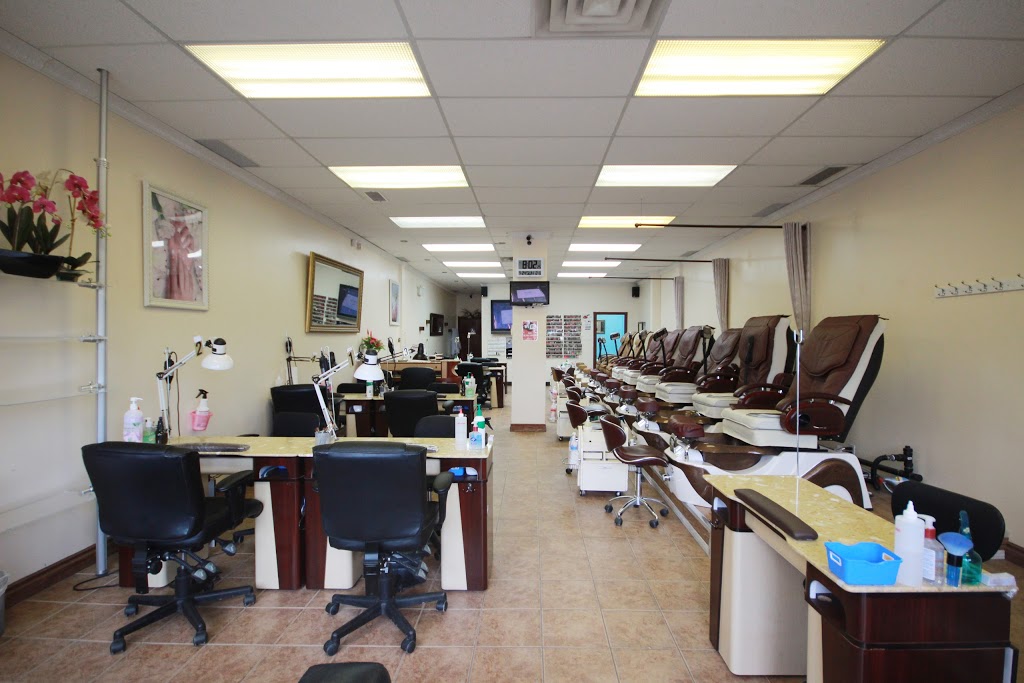 Danny Nails & Spa | 500 Hazeldean Rd #110, Kanata, ON K2L 2B5, Canada | Phone: (613) 836-8819