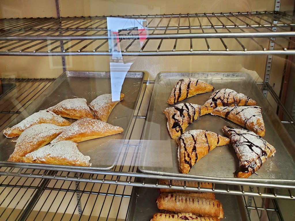 Home Bakery | 132 Broadway Ave, Pilot Mound, MB R0G 1P0, Canada | Phone: (431) 736-2669